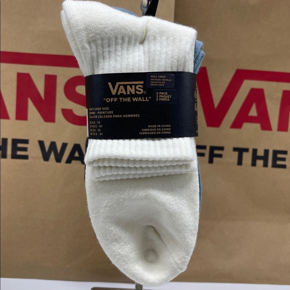 VANS. HALF CREW
HAUTEUR CHENLE CALCETIN DE MEDIA CAÑA
"OFF THE WALL"
3 PACK - Picture 4 of 16